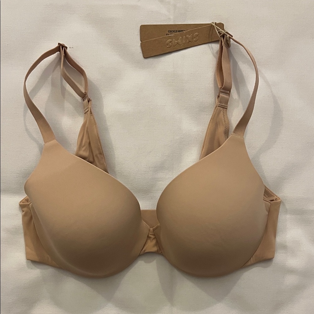 SKIMS SMOOTHING INTIMATES FULL COVERAGE BRA